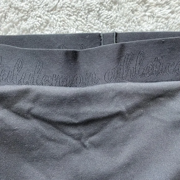 RARE Lululemon Wunder Under Pant Special Edition Dance Size 4 Black - Picture 7 of 12
